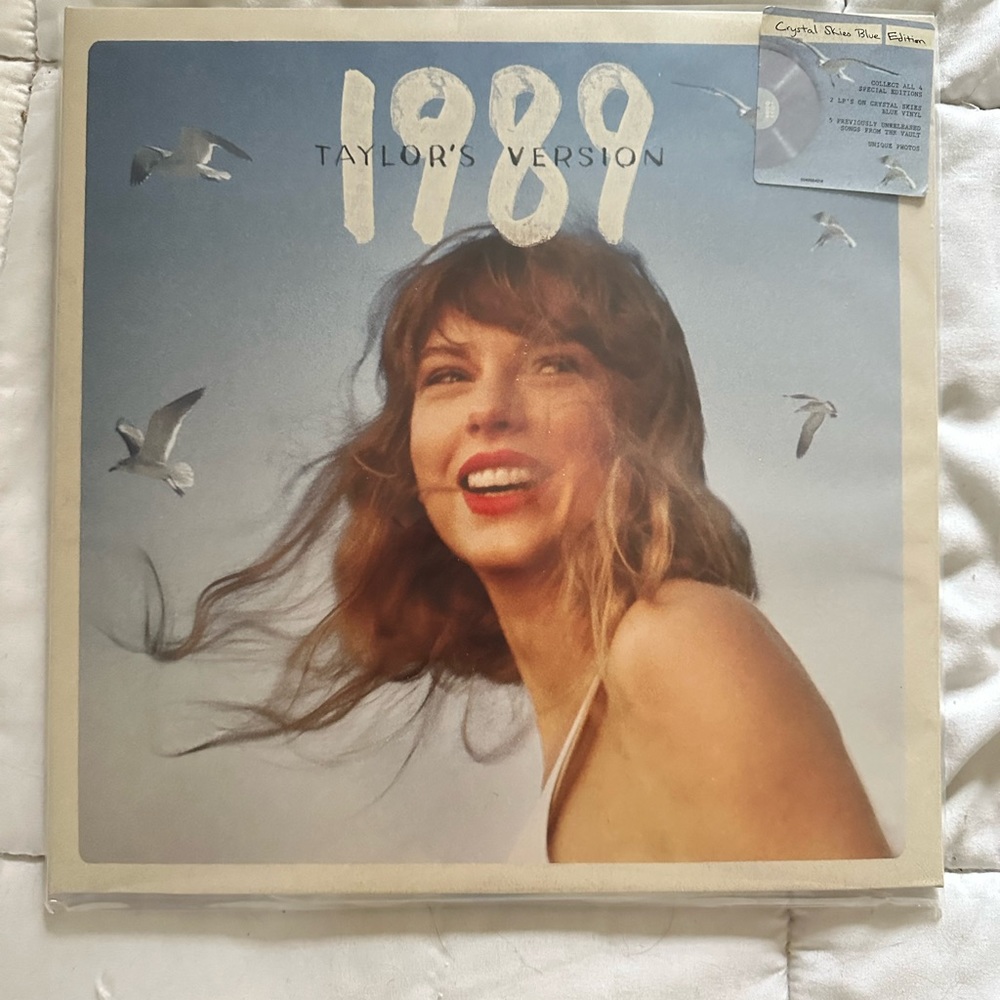 1989 (Taylor’s Version) Vinyl (blue)